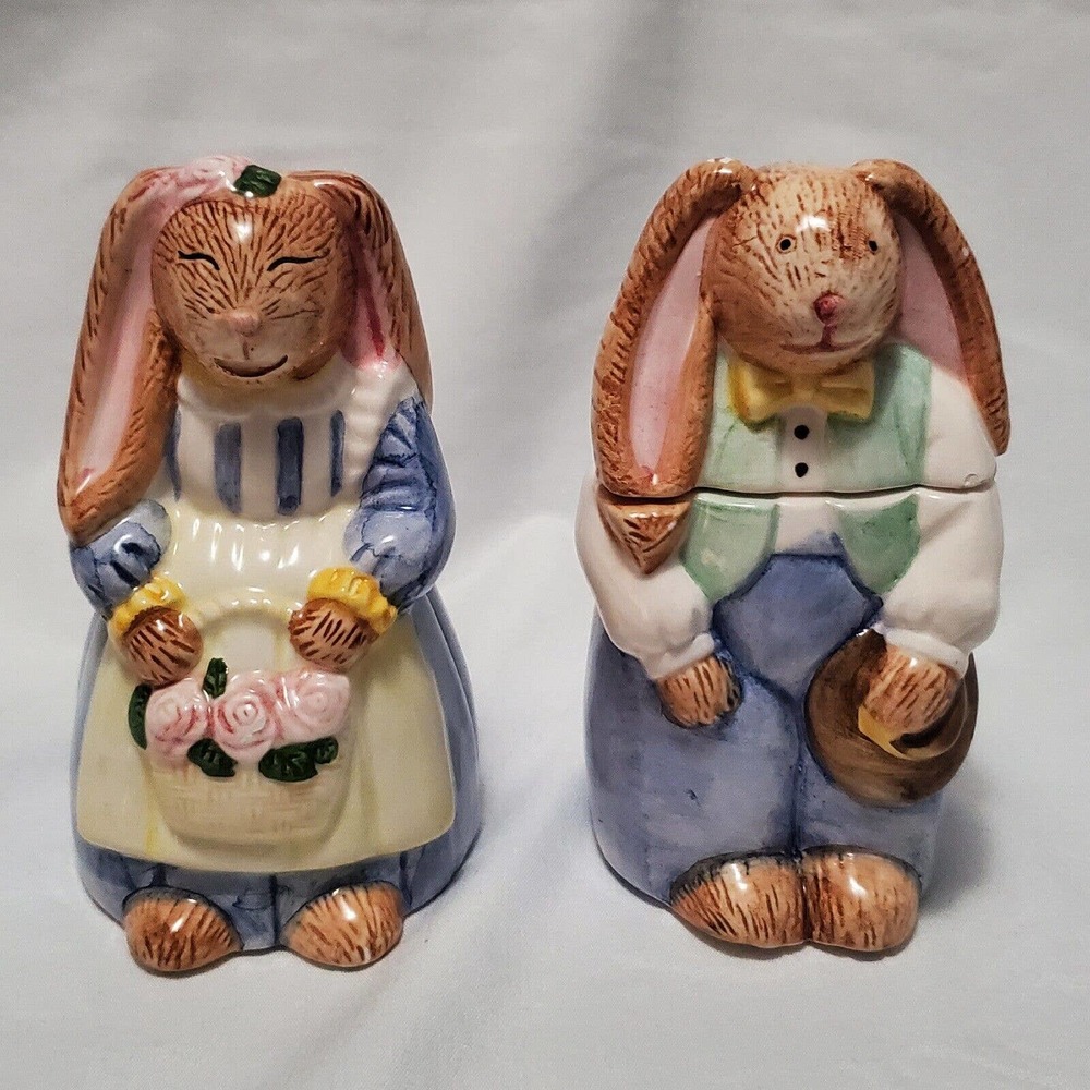Country-Style Mr. & Mrs. Rabbit Ceramic Sugar & Creamer Set